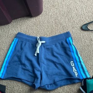 GAP shorts !